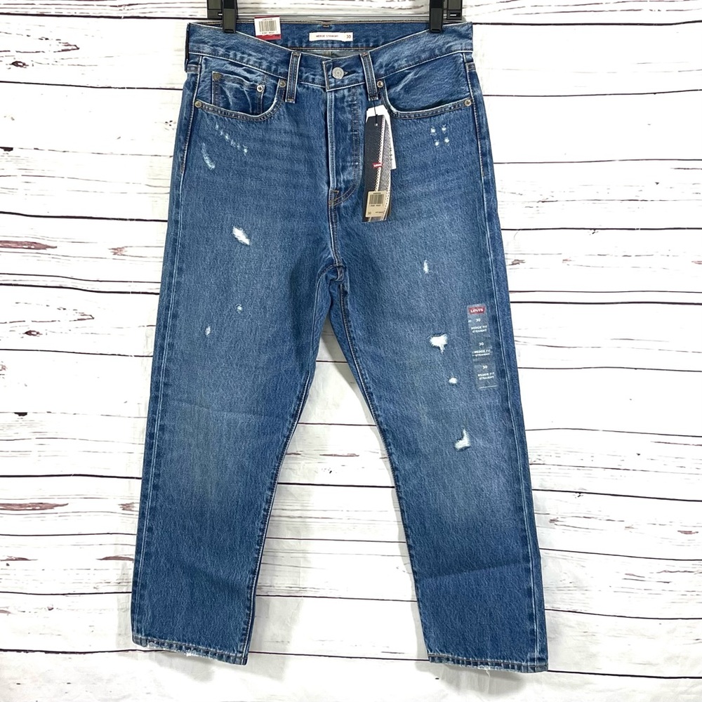 Levis Wedgie Straight Womens Jeans Size 30 Blue Distressed Red Tab.